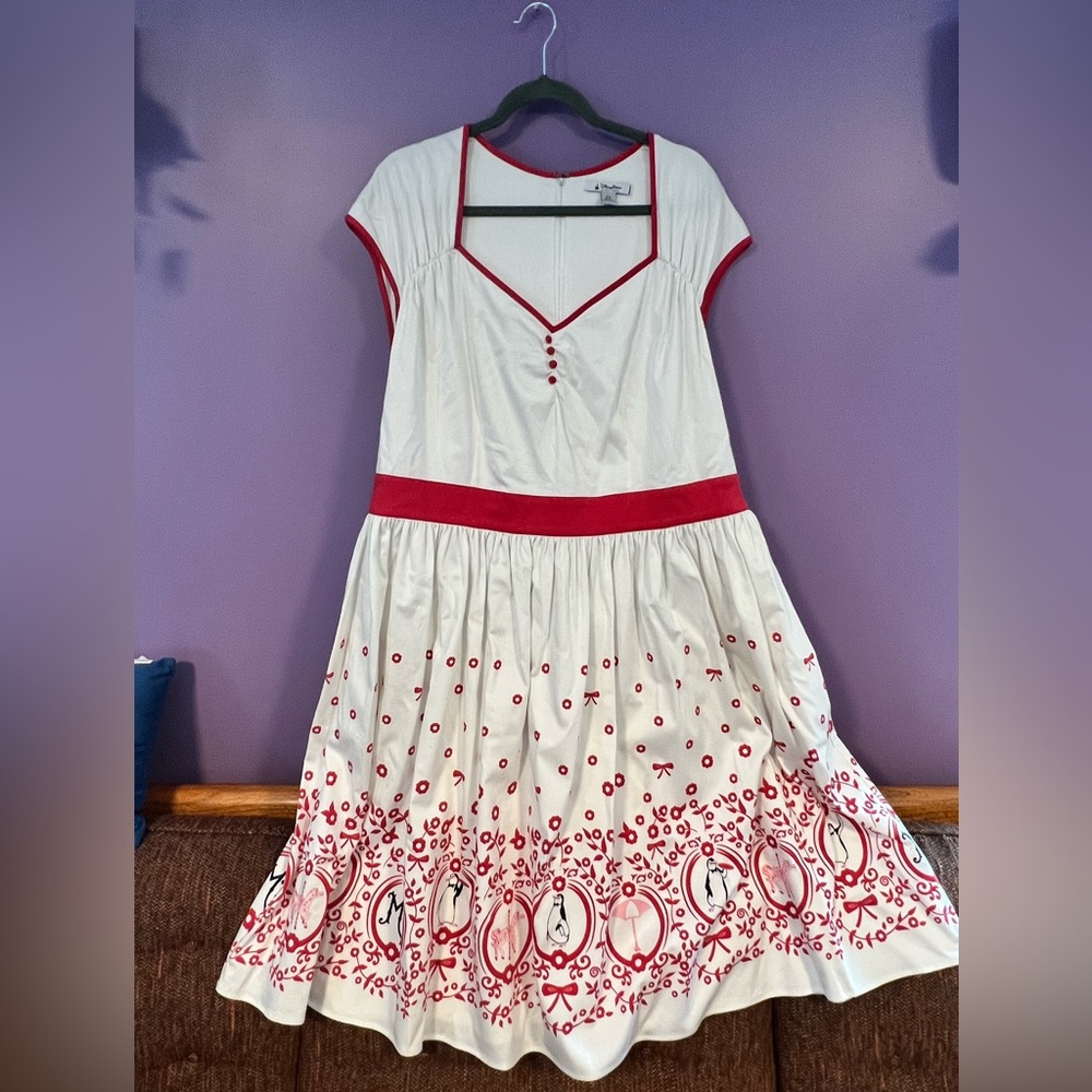 Disney Parks "The Dress Shop" Mary Poppins Size Woman’s 2XL